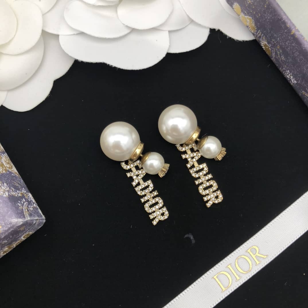 Knockoff Chr1st1an D10r Logo Earring