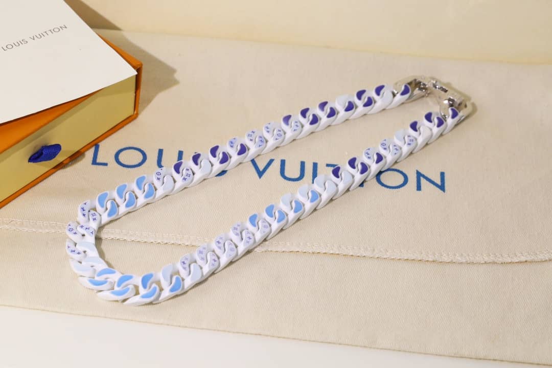 Replica L0vis Vvtt0n Necklace