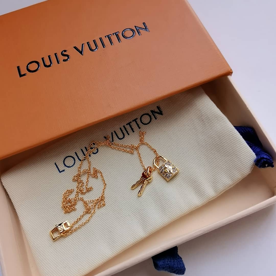 L0vis Vvtt0n Necklace For Sale