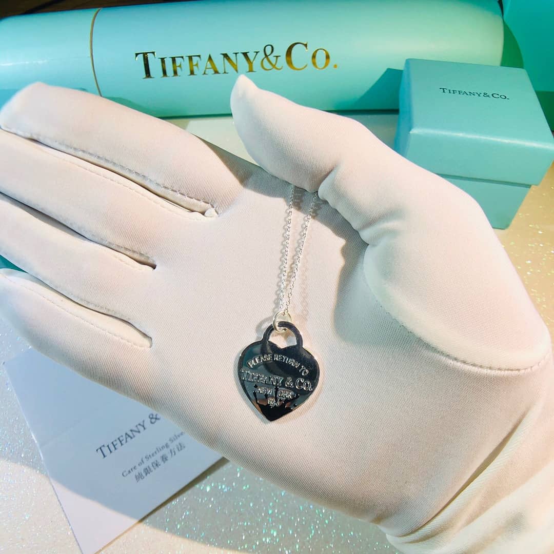 7 Star T*f*ny Necklace