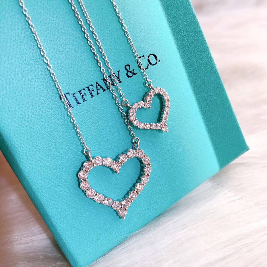 Knockoff T*f*ny Logo Necklace
