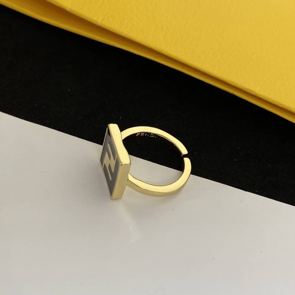 Replica F**di Ring