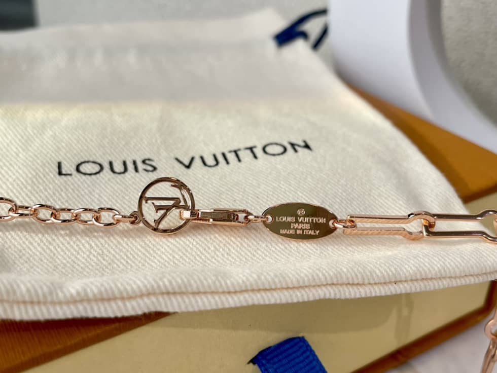 L0vis Vvtt0n Necklace For Sale