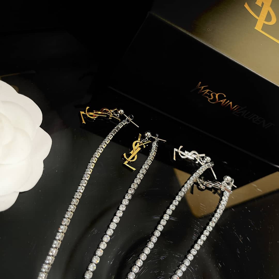 Designer Y51 Classic Earring