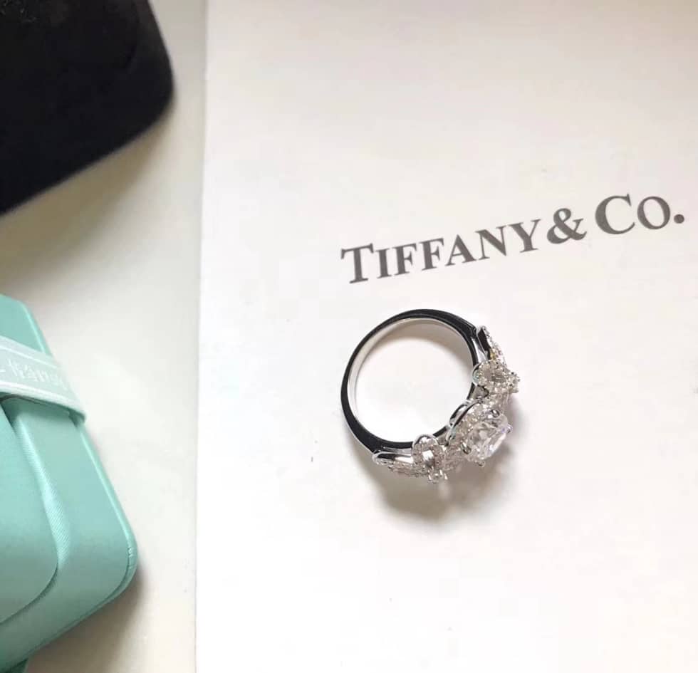 Replica T*f*ny Ring