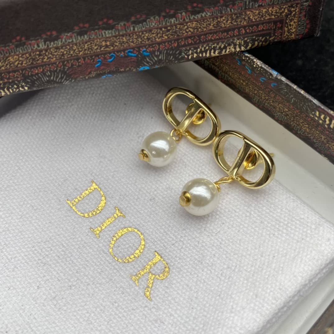 Replica Chr1st1an D10r Earring