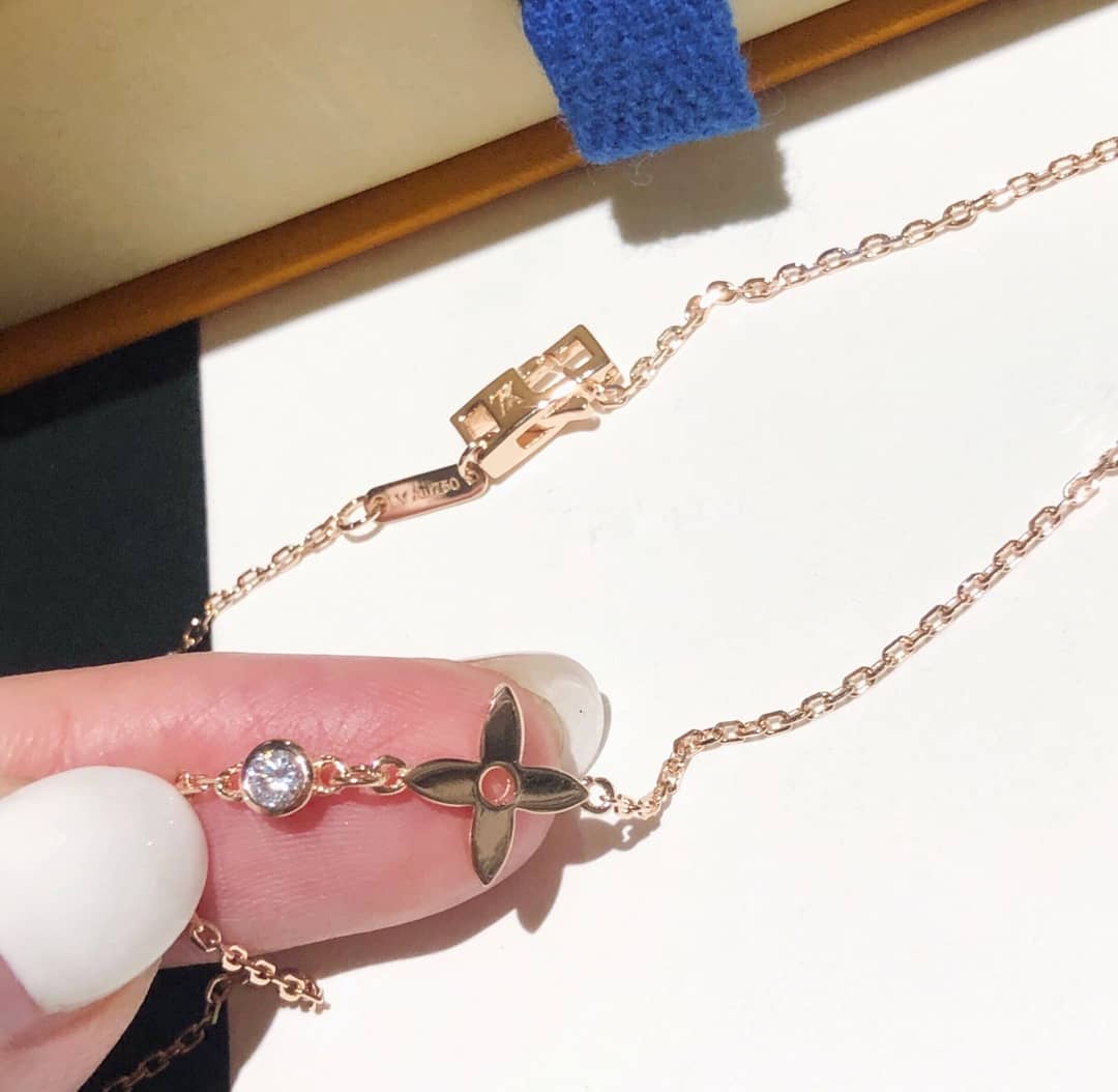 Top Quality L0vis Vvtt0n Necklace