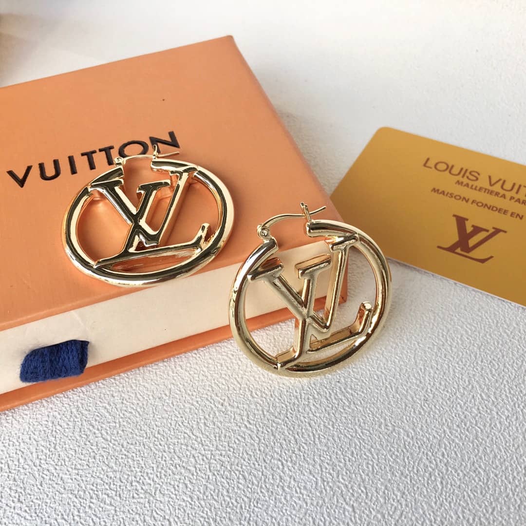 L0vis Vvtt0n Earring For Sale
