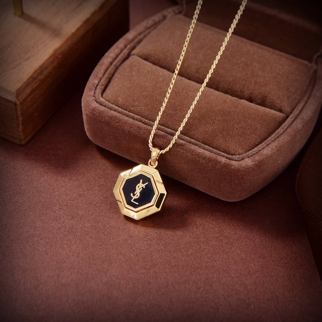 Knockoff Y51 Logo Necklace