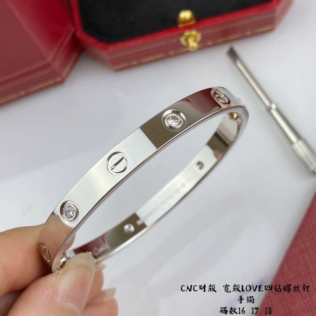Ca*t1er Bracelet Dupe Classic