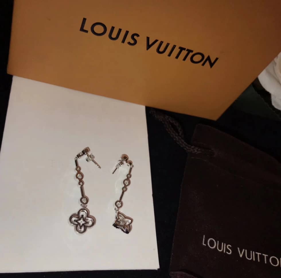 Fake L0vis Vvtt0n Logo Earring