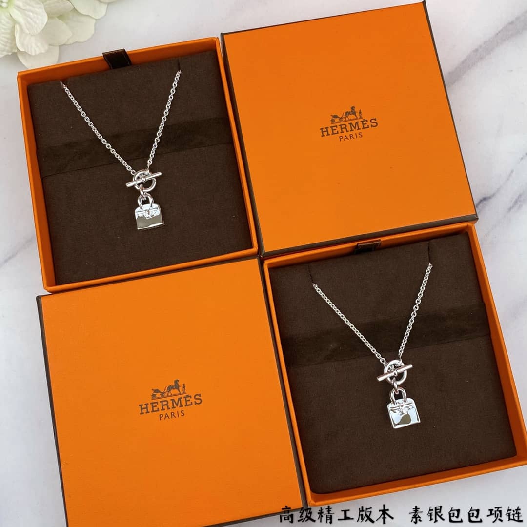 Wholesale H**me5 Logo Necklace