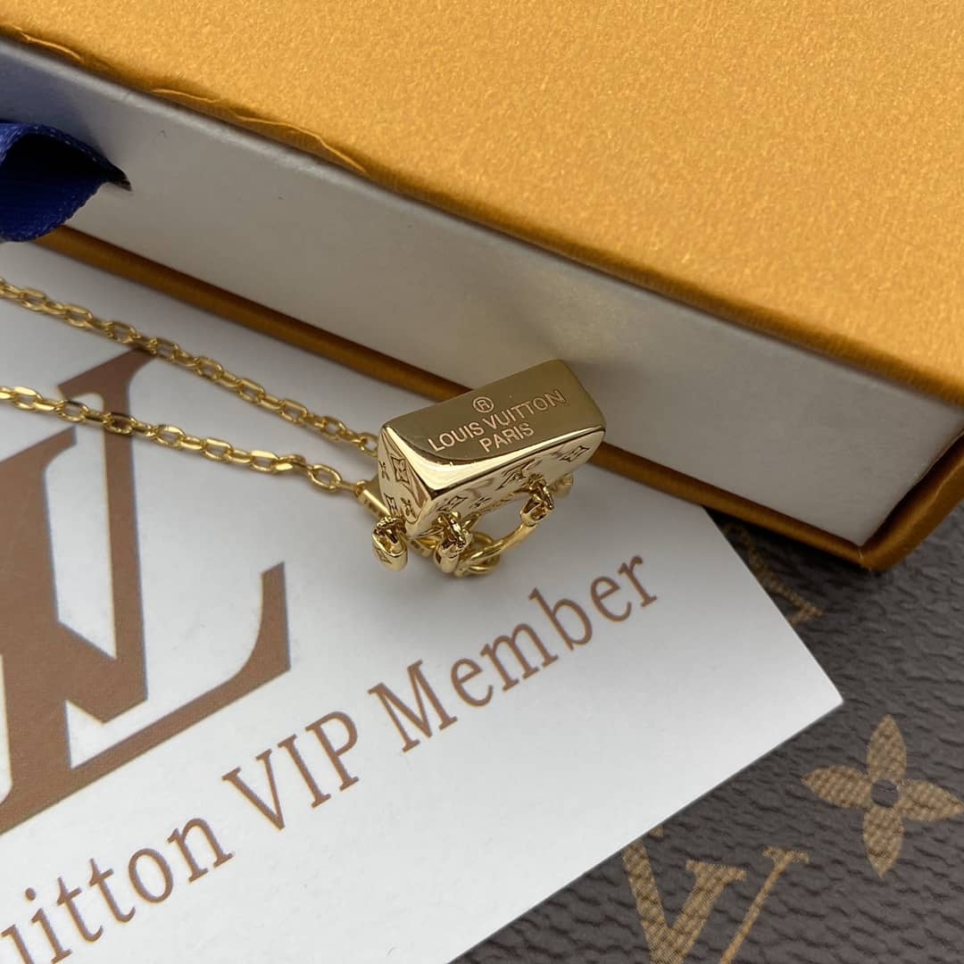Replica L0vis Vvtt0n Necklace
