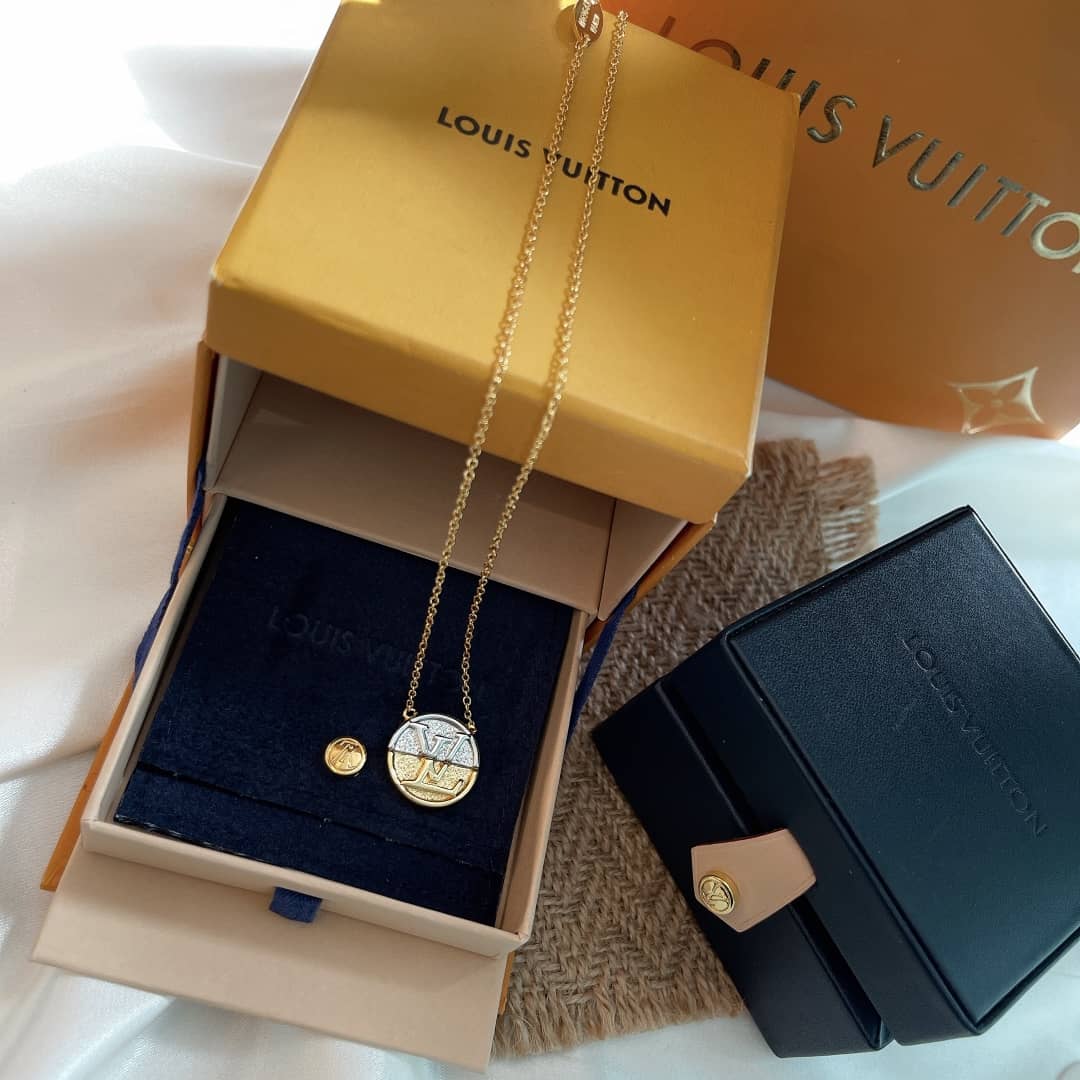 High Quality L0vis Vvtt0n Necklace