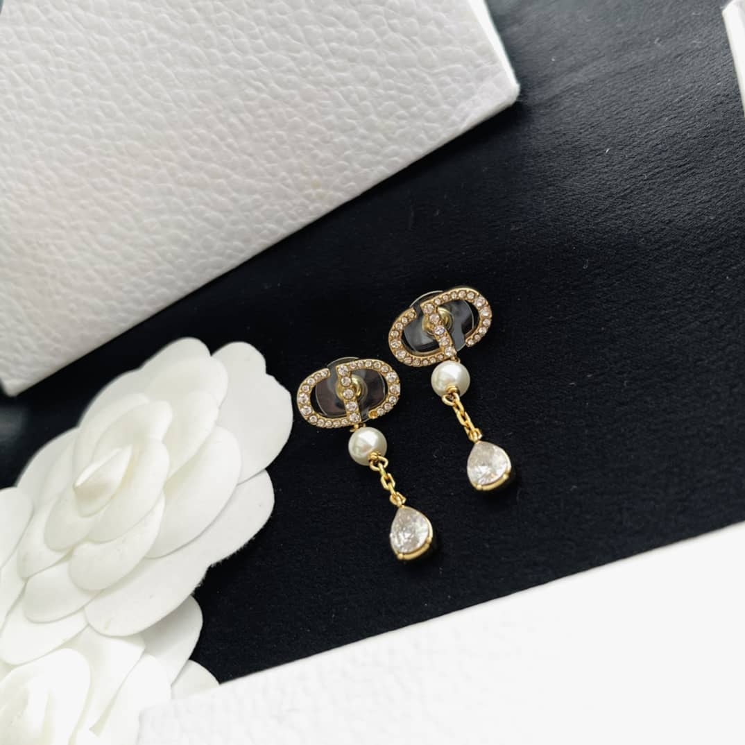 Luxury Chr1st1an D10r Classic AAA+ Earring