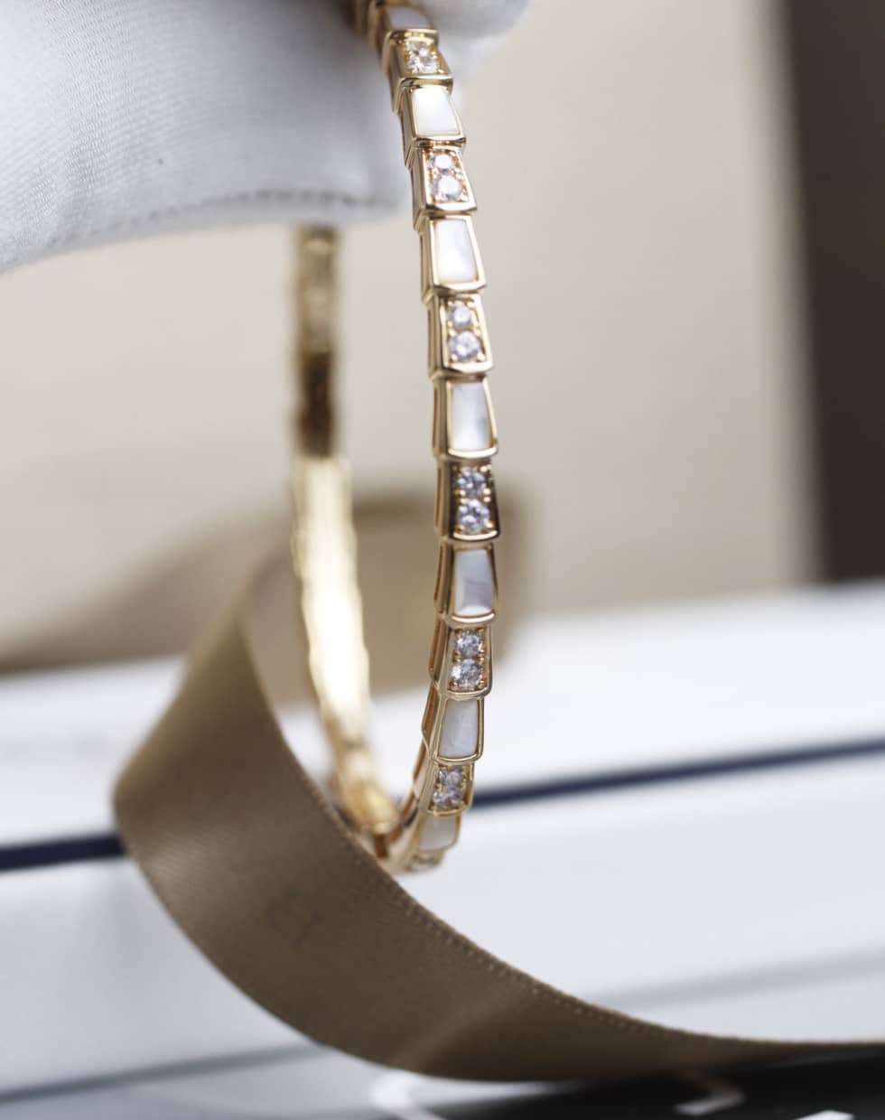 Fake Bv1g*ai Logo Bracelet