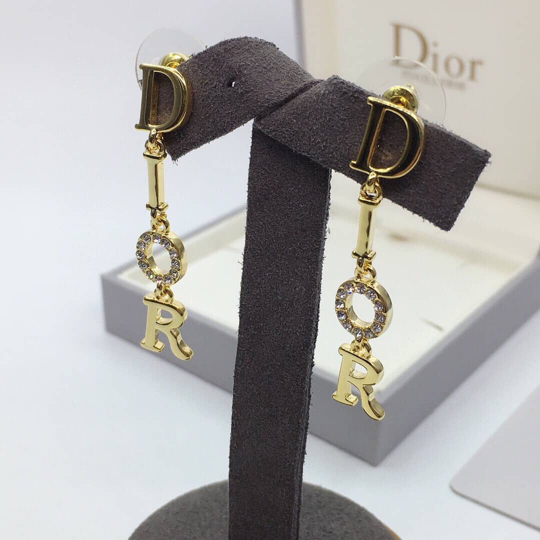 7 Star Chr1st1an D10r Earring