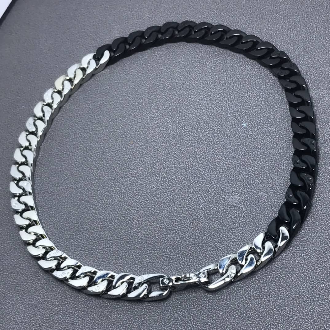 L0vis Vvtt0n Necklace First Copy