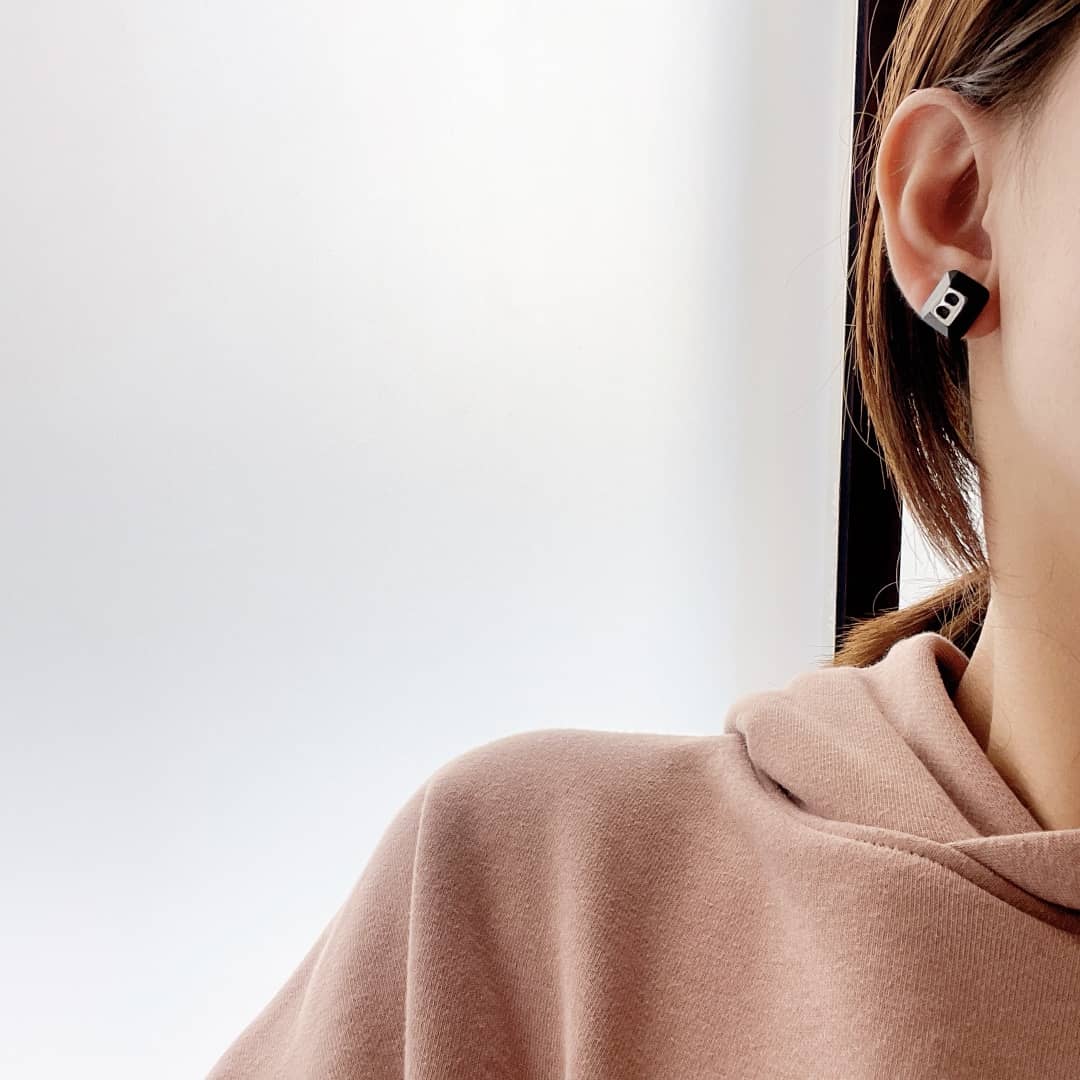 Ba1en*iaga Earring Dupes Logo