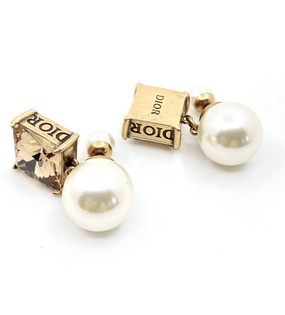 Fake Chr1st1an D10r Logo Earring