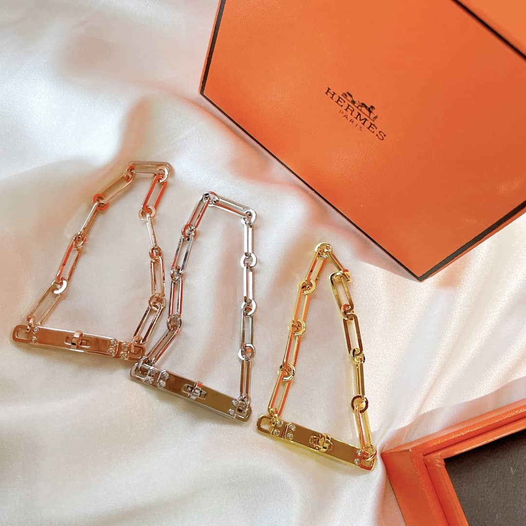 Knockoff H**me5 Logo Bracelet