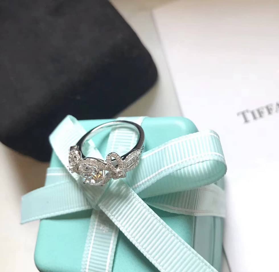 Replica T*f*ny Ring