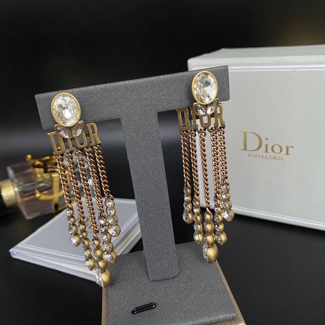 7 Star Chr1st1an D10r Earring