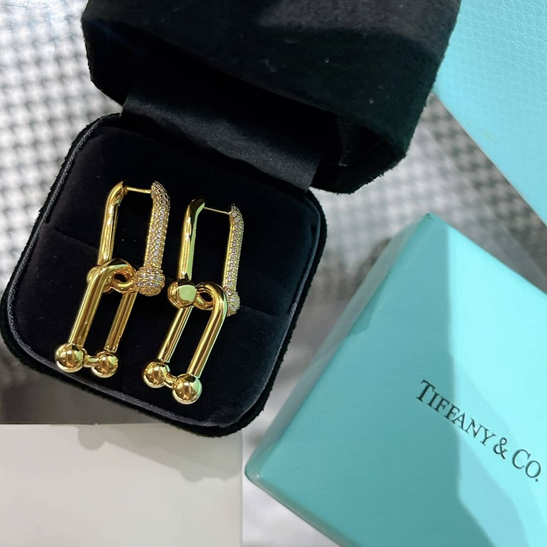 T*f*ny Earring For Sale