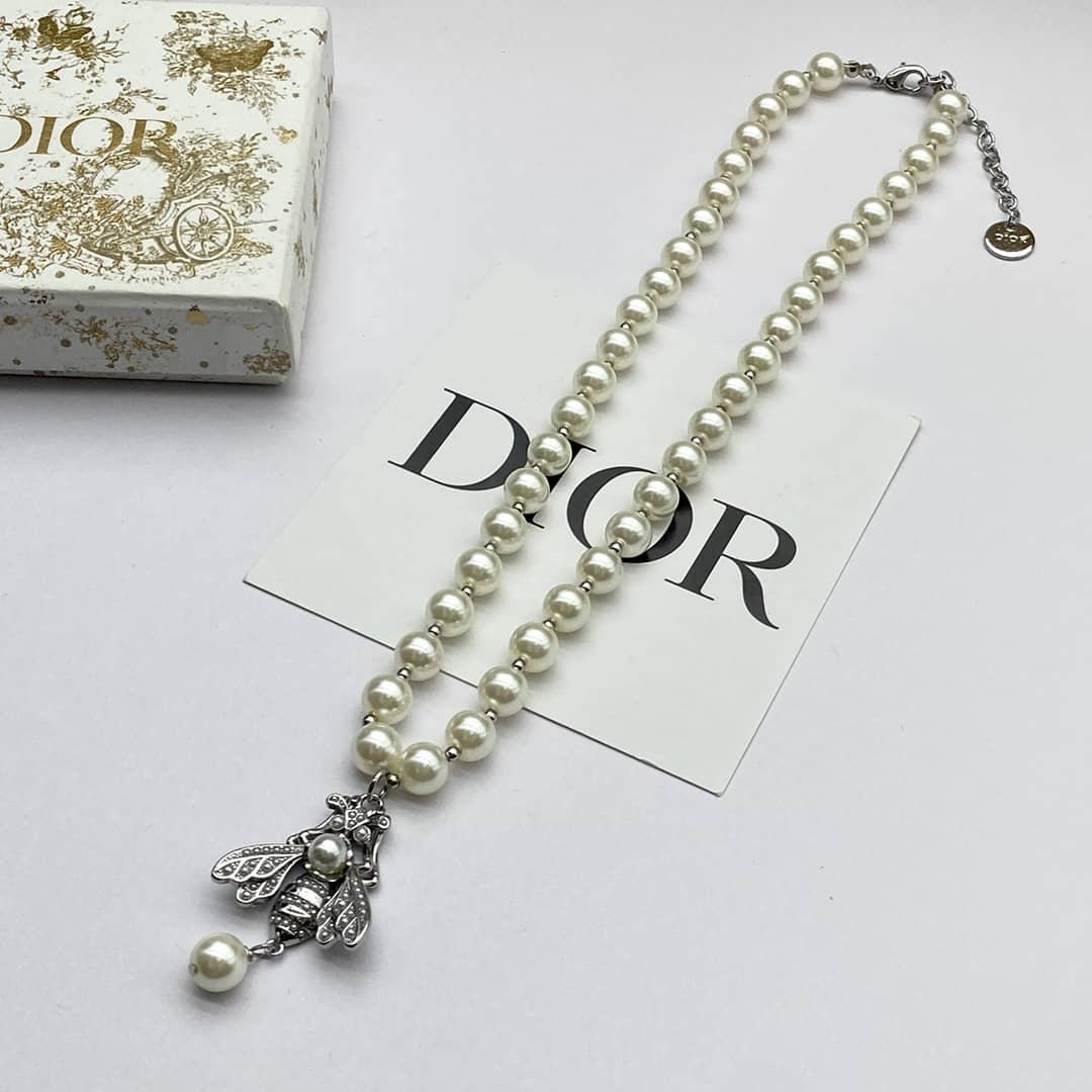 Best Chr1st1an D10r Classic Necklace