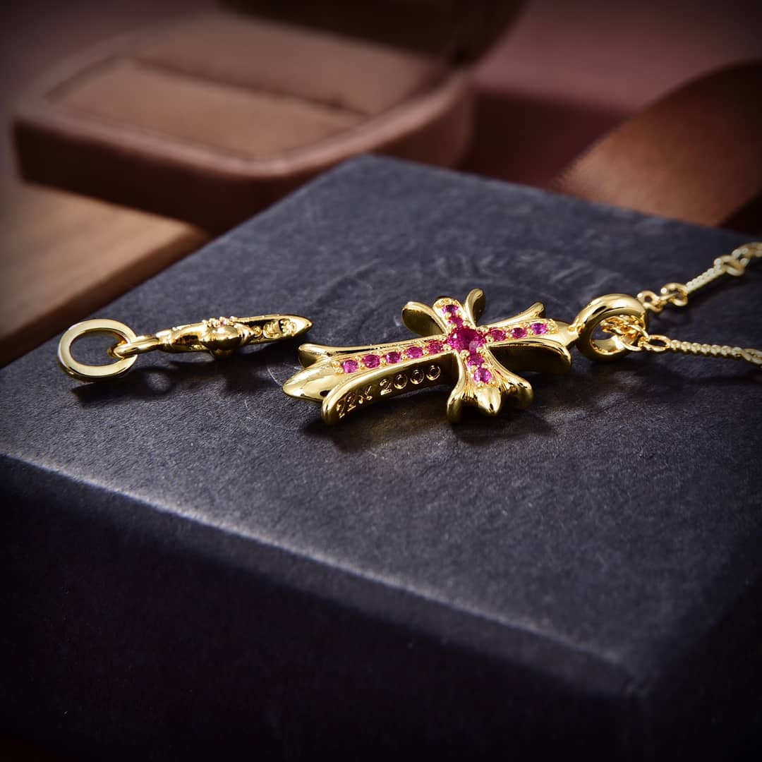 Ch*0me He**ts Necklace First Copy