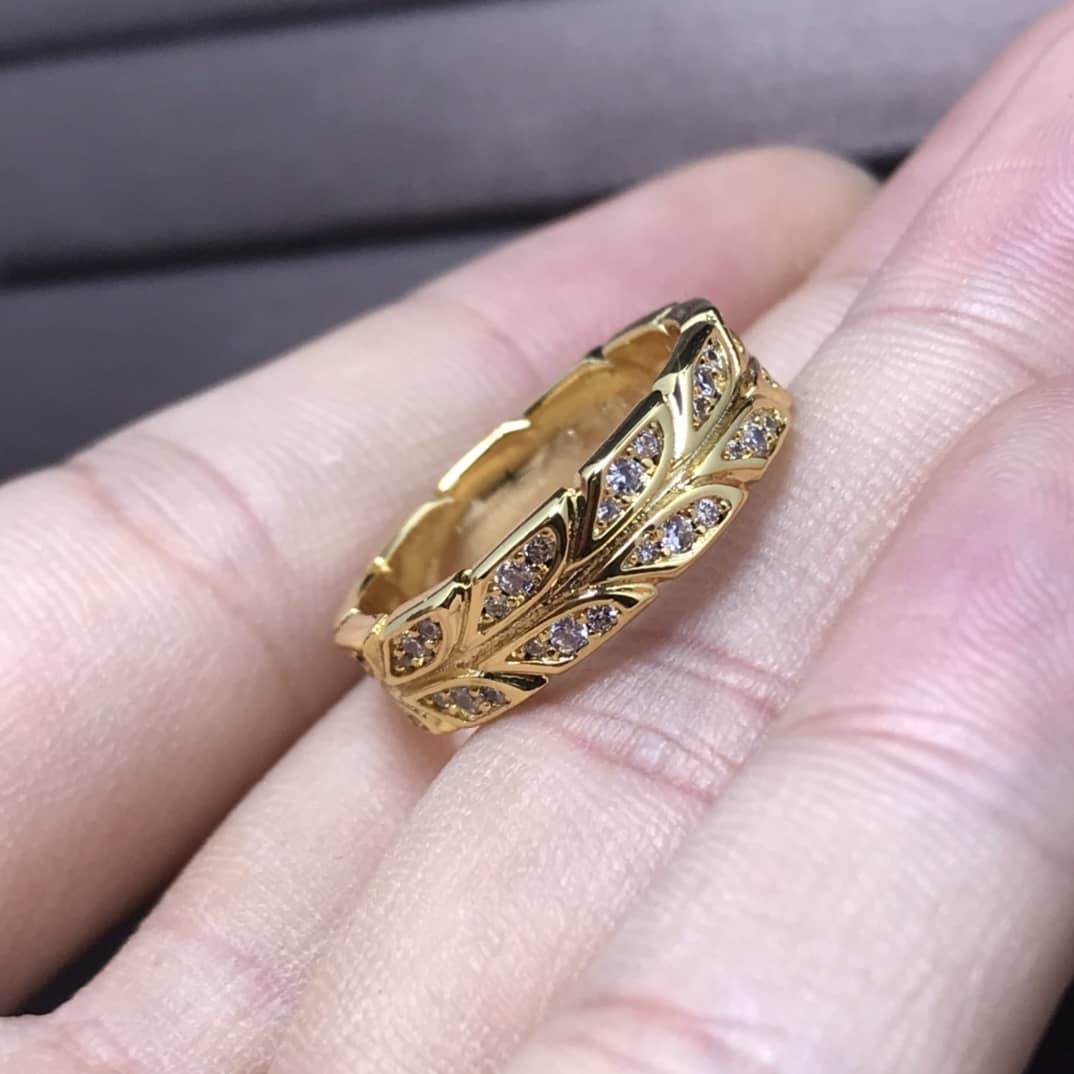 Designer T*f*ny Classic Ring