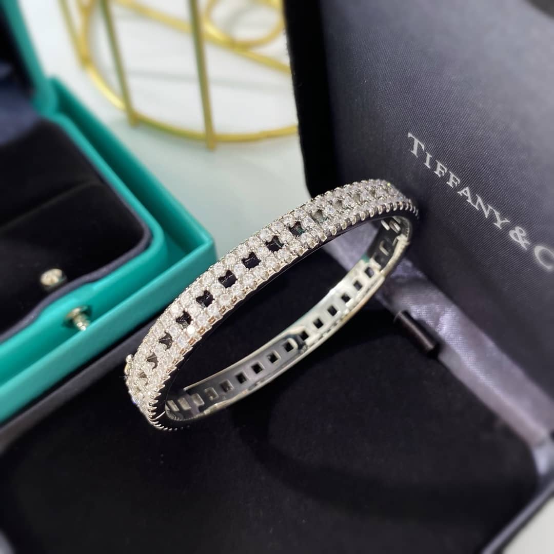 T*f*ny Bracelet First Copy