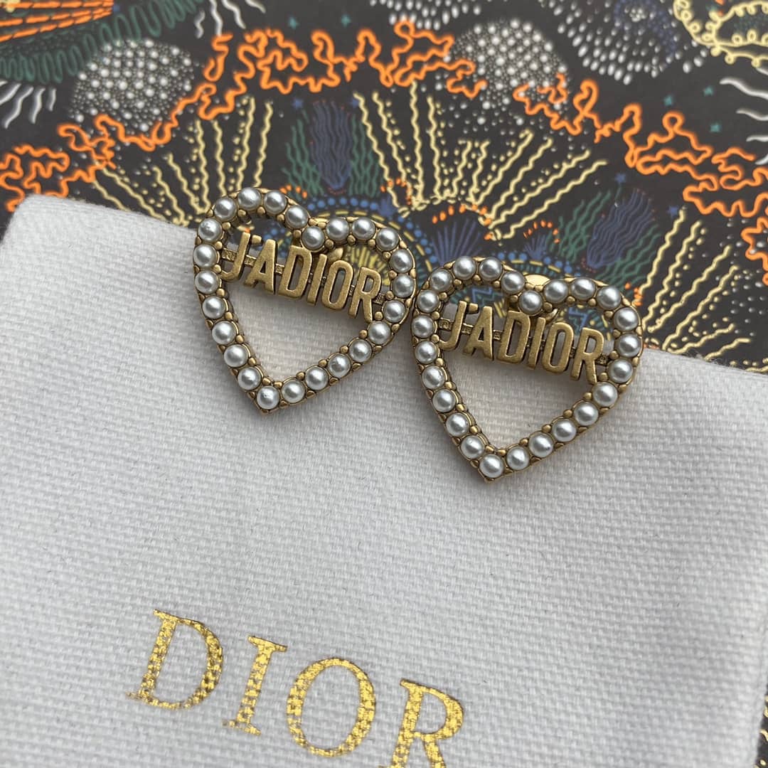 Wholesale Chr1st1an D10r AAA+ Earring