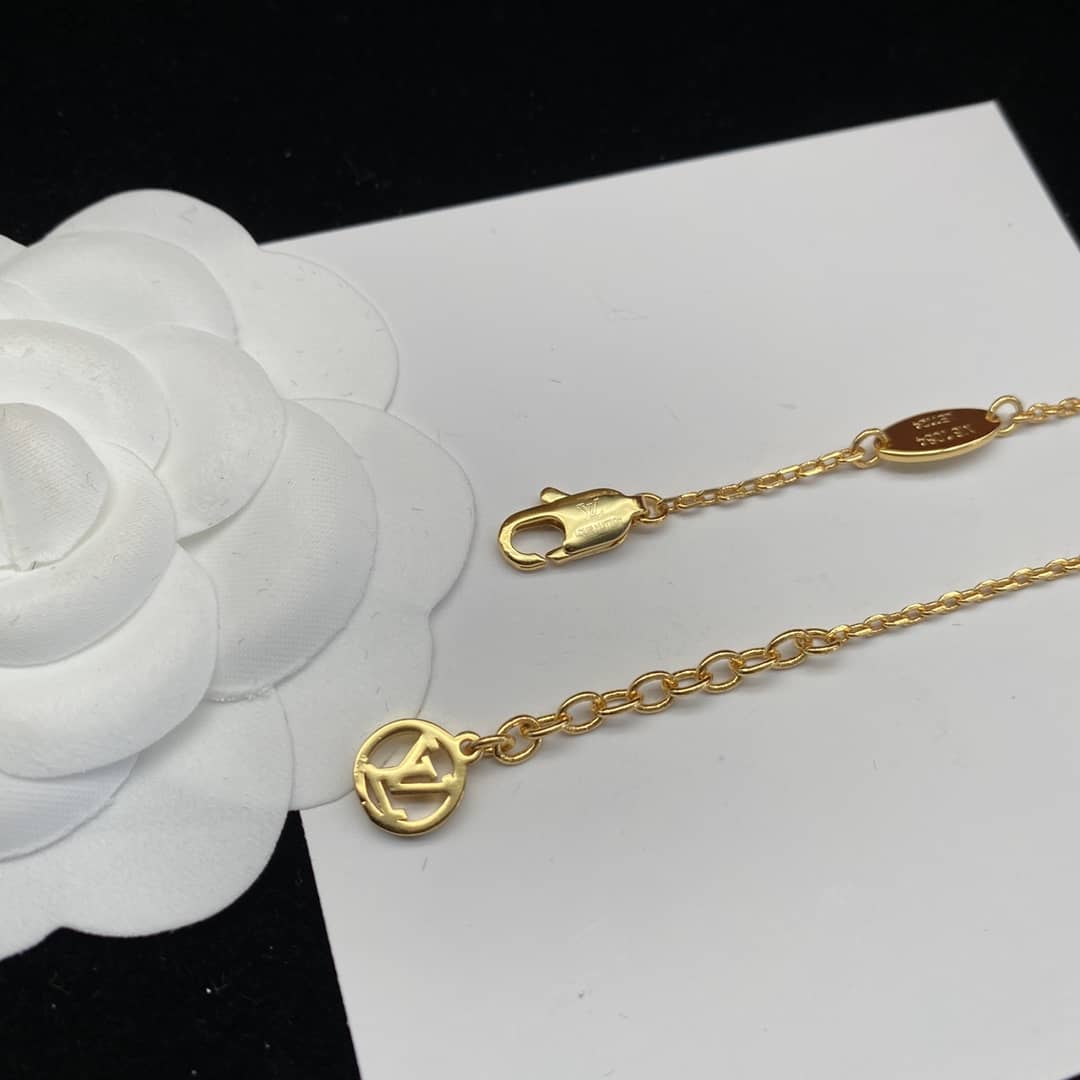 Top Quality L0vis Vvtt0n Necklace