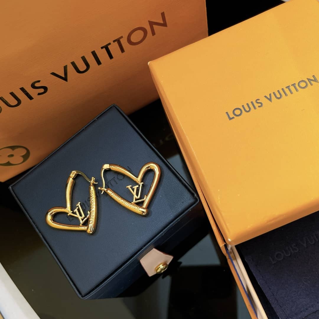 High Quality L0vis Vvtt0n Earring