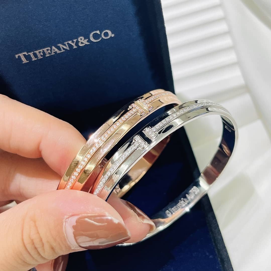 Knockoff T*f*ny Logo Bracelet