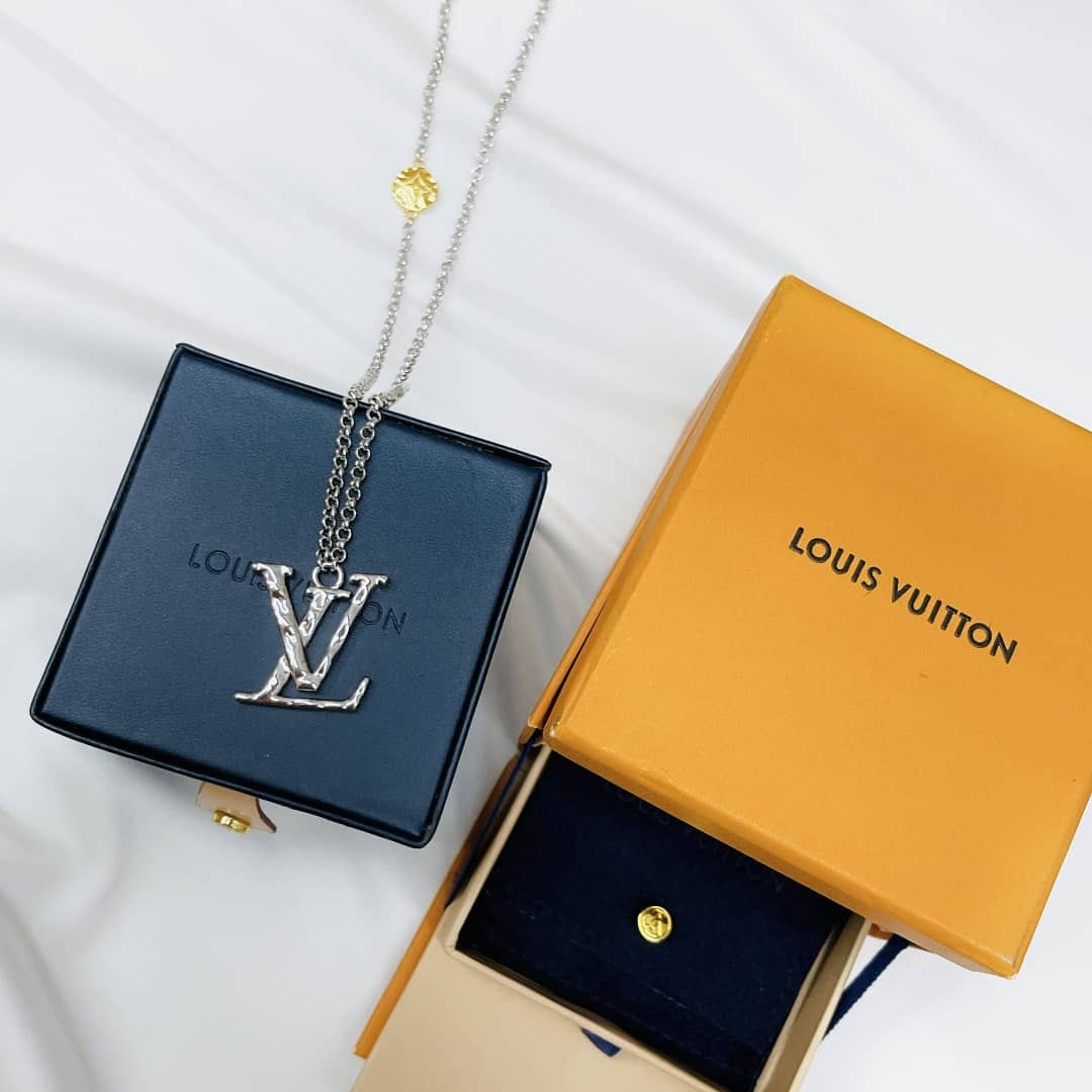 Designer L0vis Vvtt0n Classic Necklace
