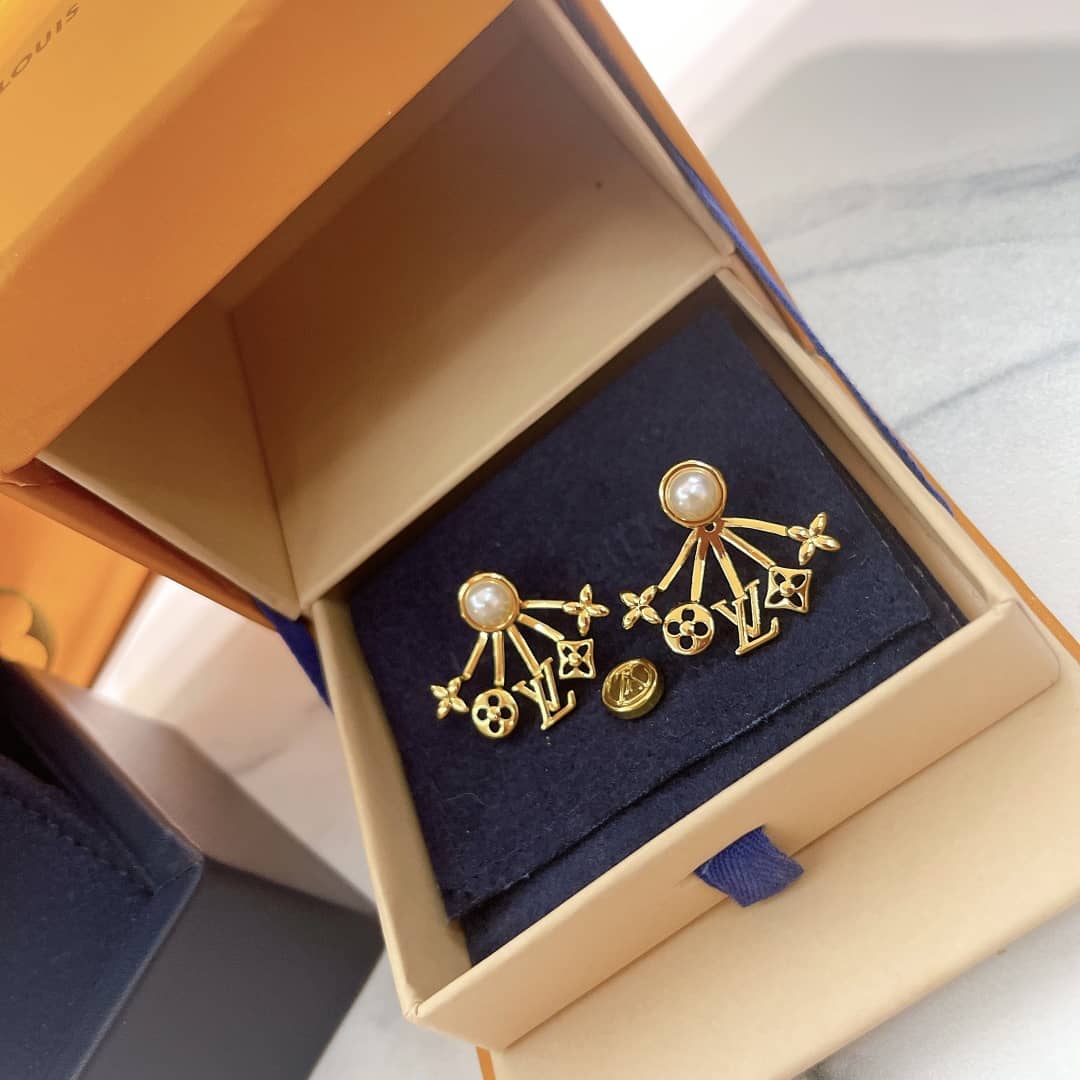 7 Star L0vis Vvtt0n Earring