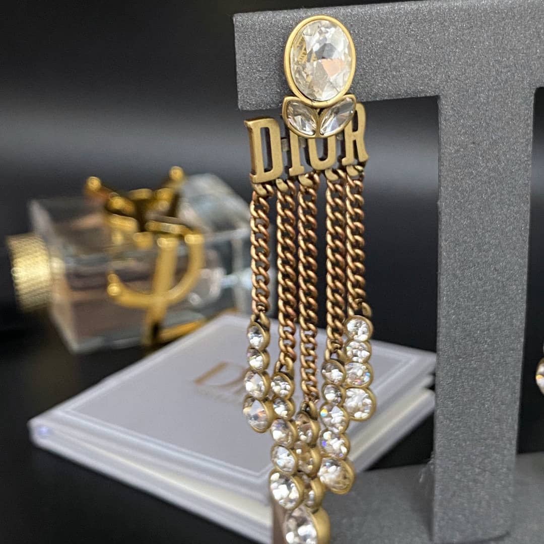 7 Star Chr1st1an D10r Earring