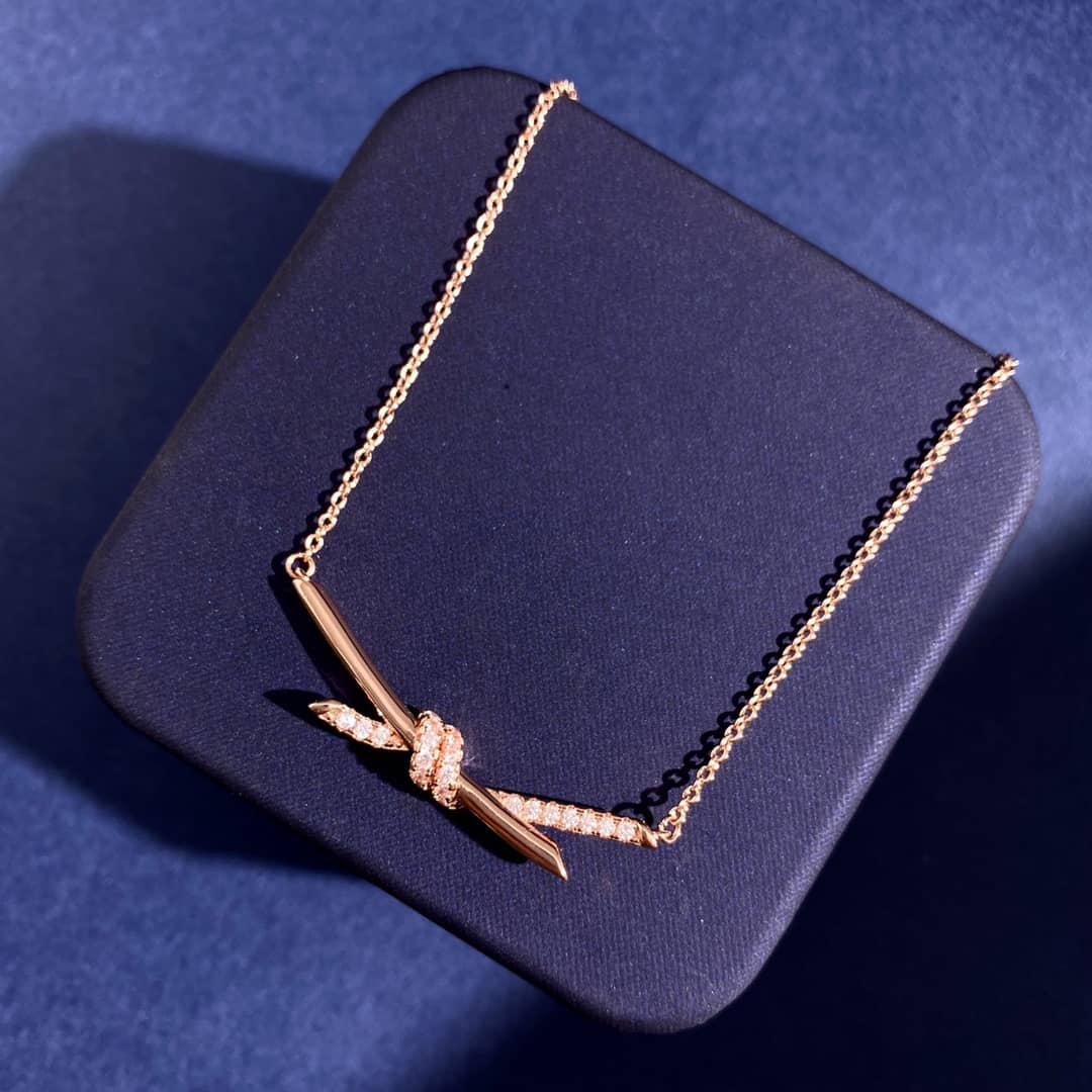 Best T*f*ny Classic Necklace