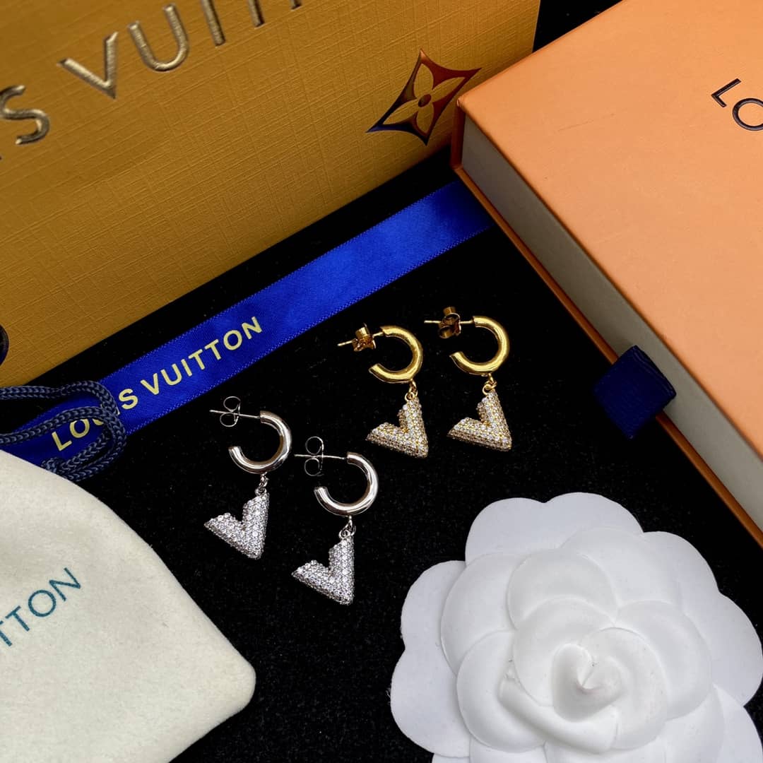 7 Star L0vis Vvtt0n Earring