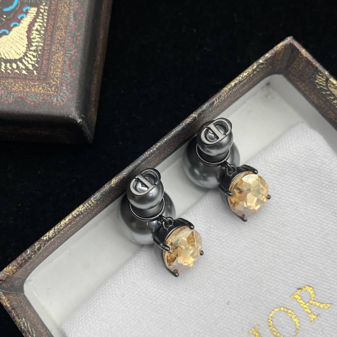 Cheap Chr1st1an D10r Earring