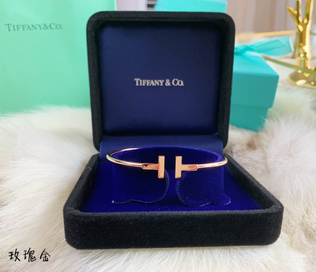 T*f*ny Bracelet Copy