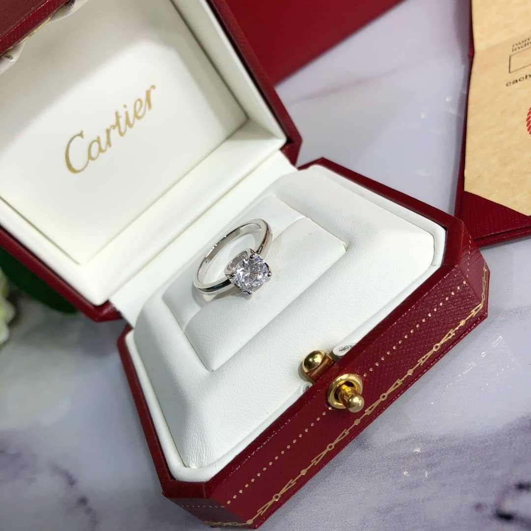 Ca*t1er Dupe Ring