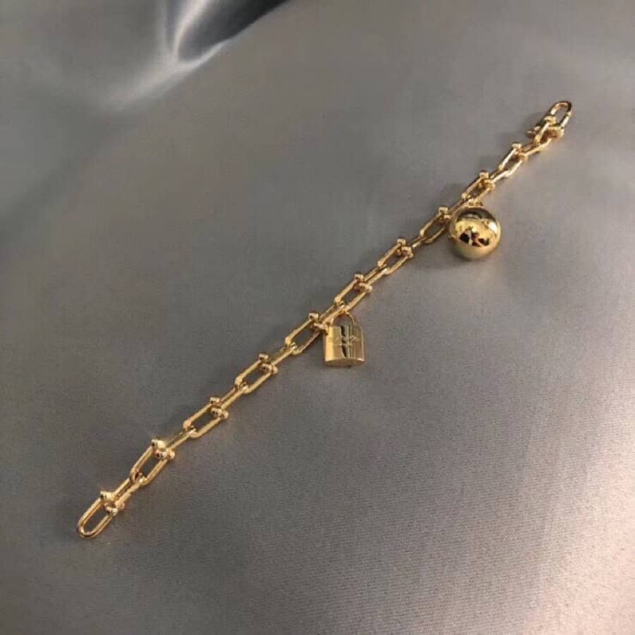 T*f*ny Bracelet First Copy