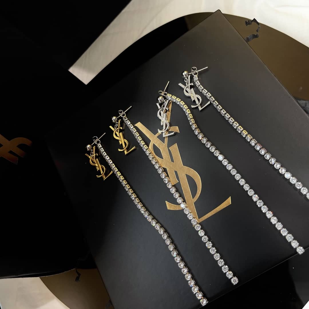 Designer Y51 Classic Earring