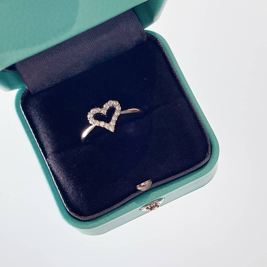 Designer T*f*ny Classic Ring