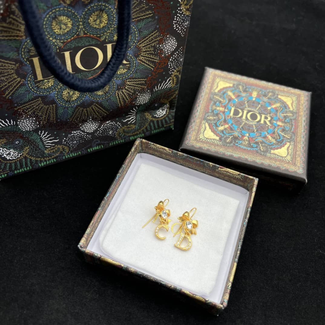 Knockoff Chr1st1an D10r Logo Earring