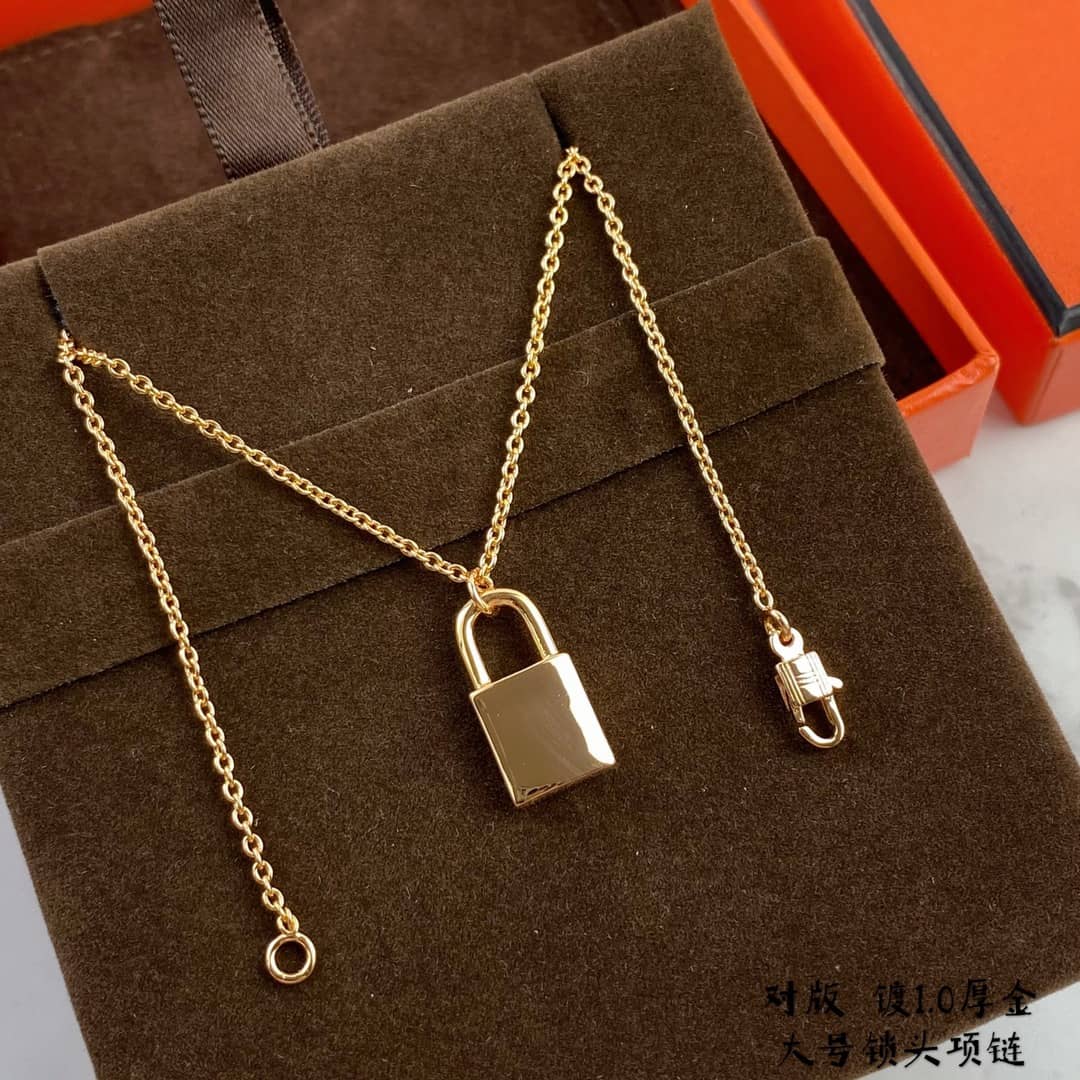H**me5 Necklace First Copy
