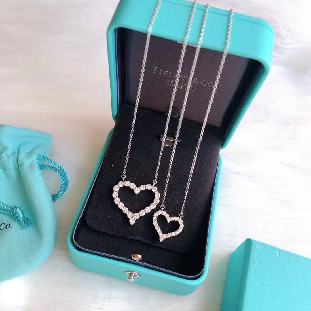 Knockoff T*f*ny Logo Necklace